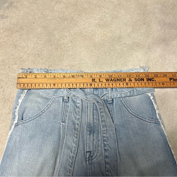 Pistola Light Blue Denim Distressed Raw Hem High Rise Shorts Size 27 - Picture 5 of 5